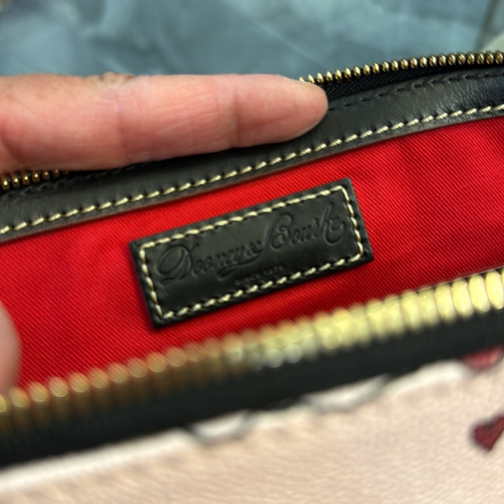 Dooney and Burke Disney Micky & Minnie Satchel, like new. FREE GIFT W/ purchase - Picture 7 of 14